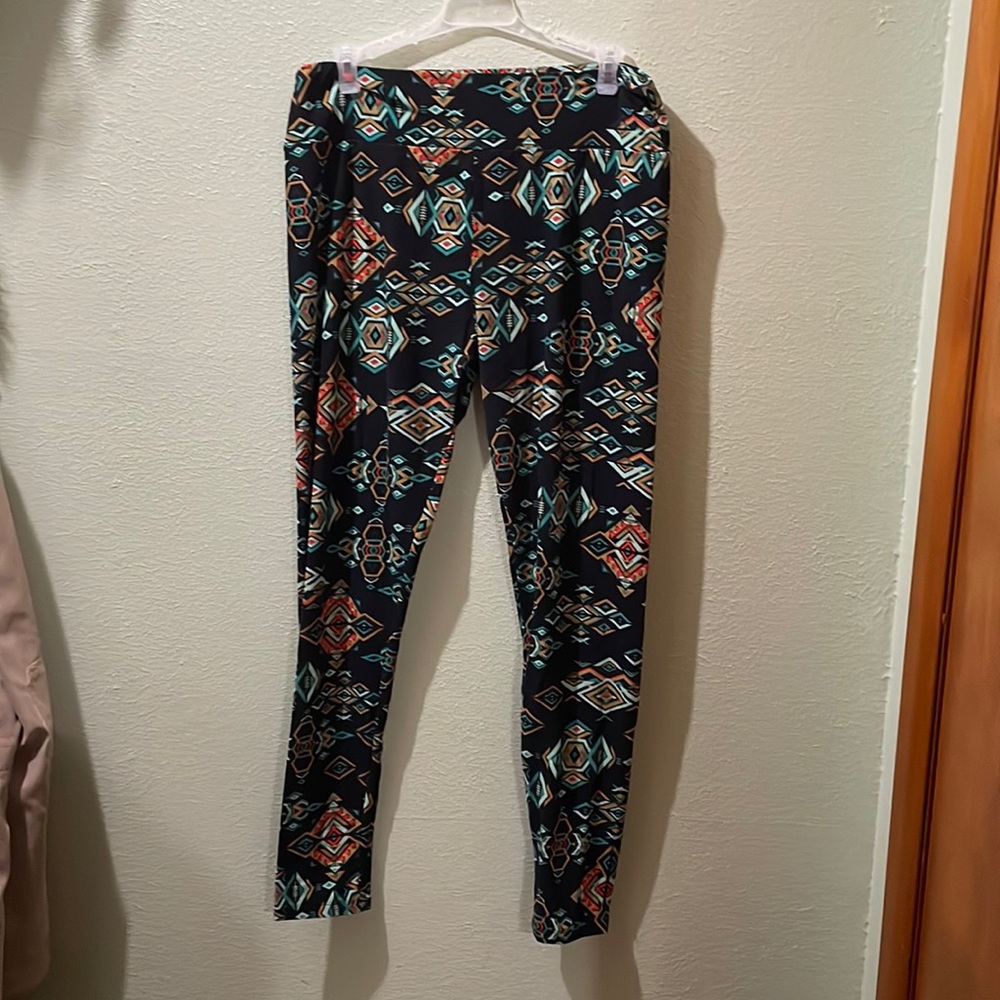 Lularoe Leggings Tall & Curvy